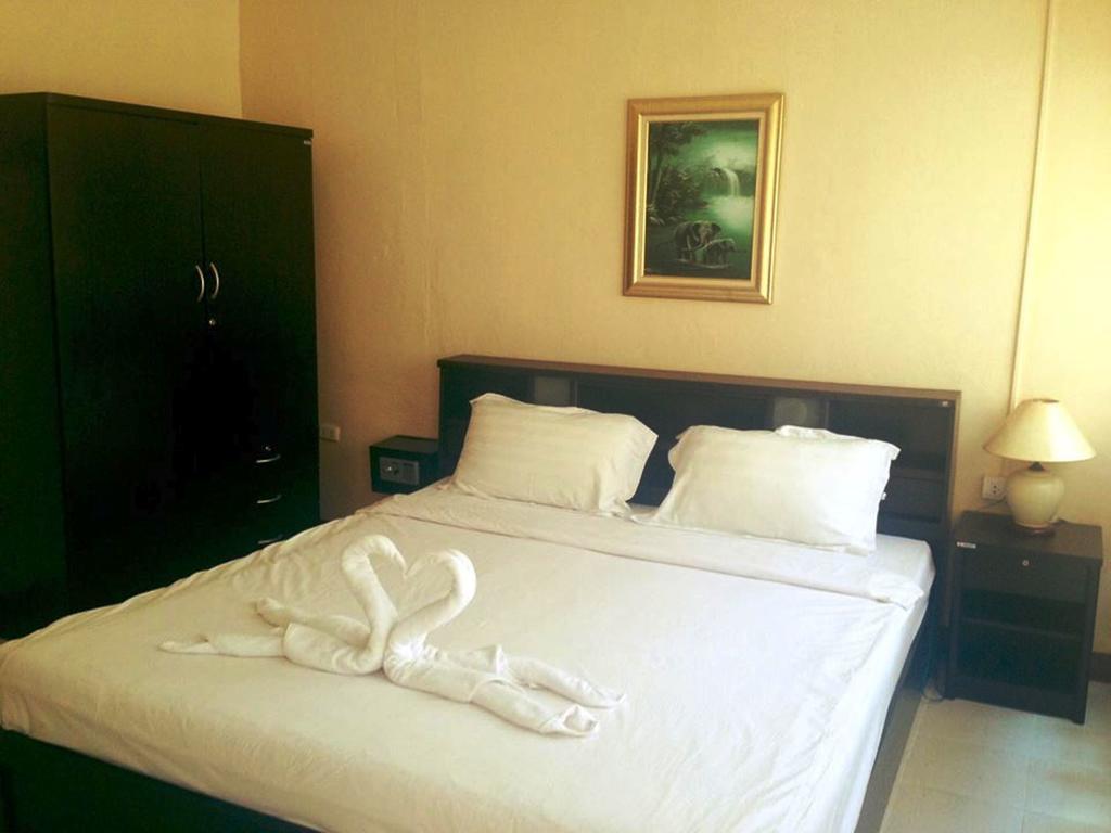 Sandman Hotel & Sports Bar Pattaya Room photo