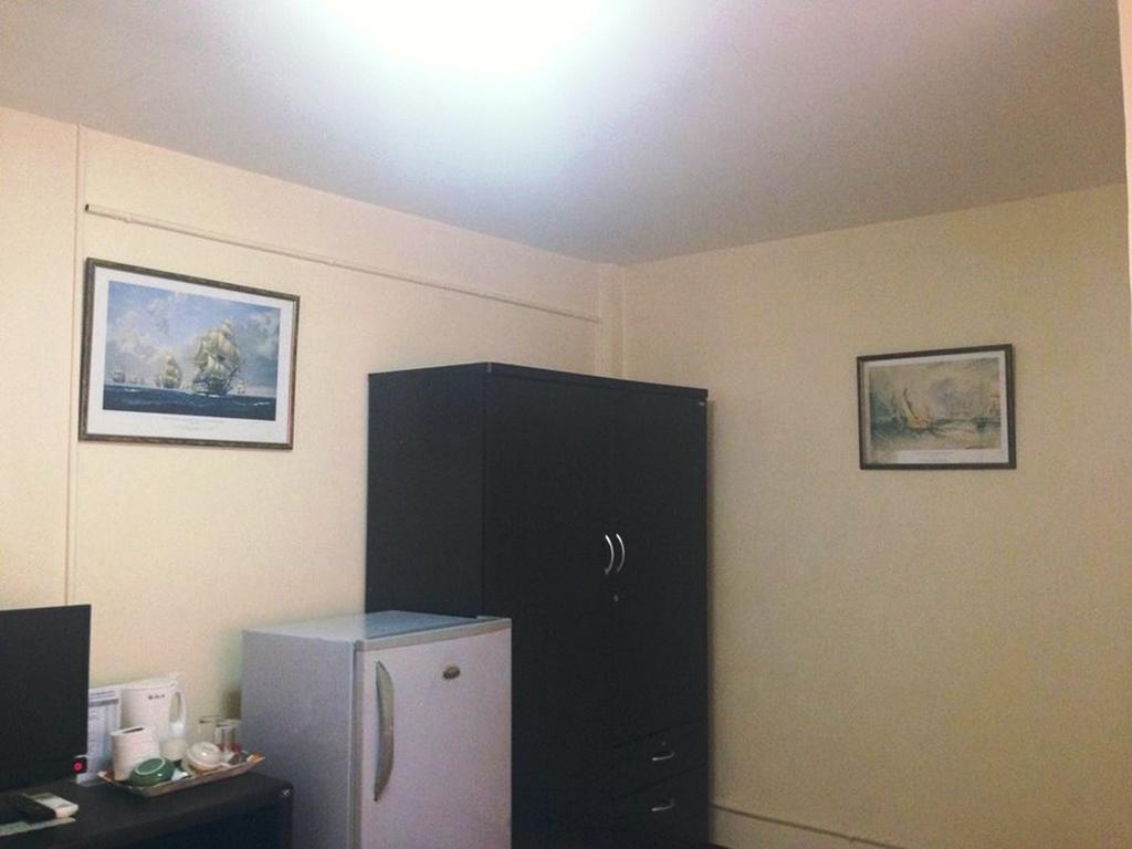 Sandman Hotel & Sports Bar Pattaya Room photo