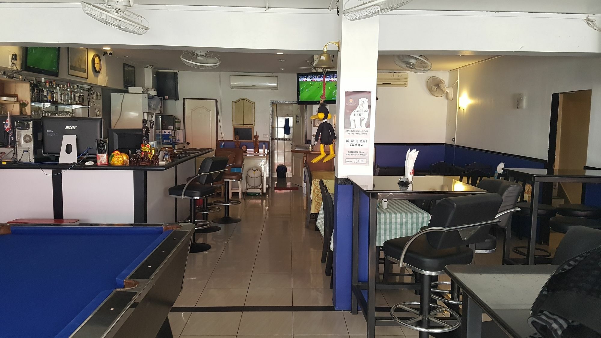 Sandman Hotel & Sports Bar Pattaya Exterior photo